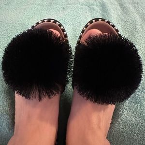 NIB Pom Pom sandals